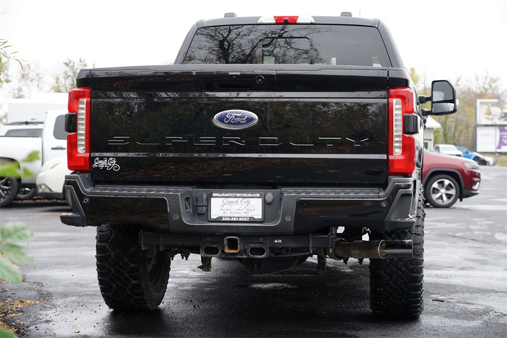 Used 2023 Ford F350 Lariat w/ Lariat Ultimate Package image 4