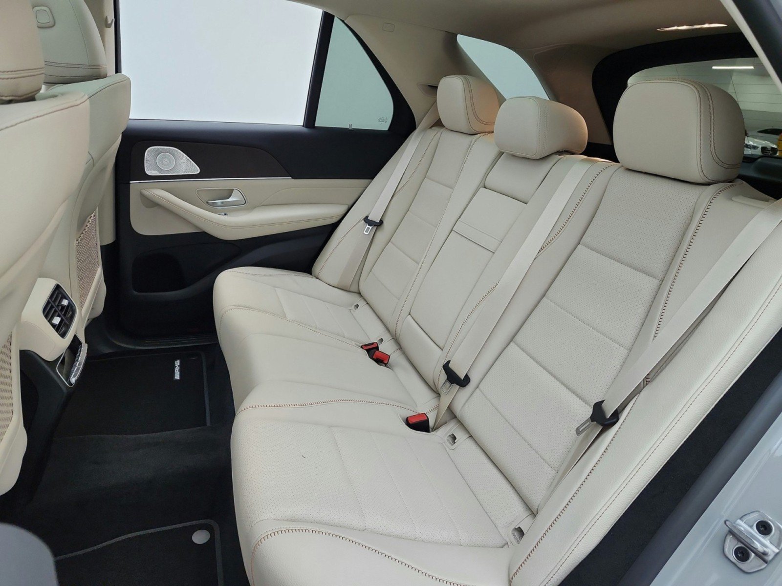 New 2027 Mercedes-Benz GLE 450 4MATIC image 11