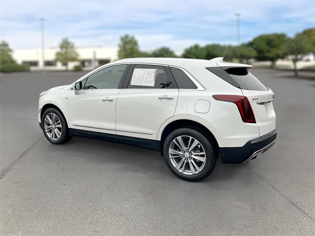 Certified 2025 Cadillac XT5 Premium Luxury image 4