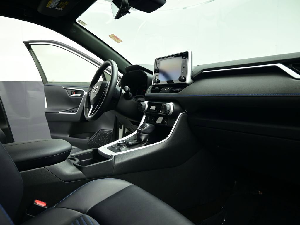 Used 2019 Toyota RAV4 XSE w/ XSE Weather Package image 58