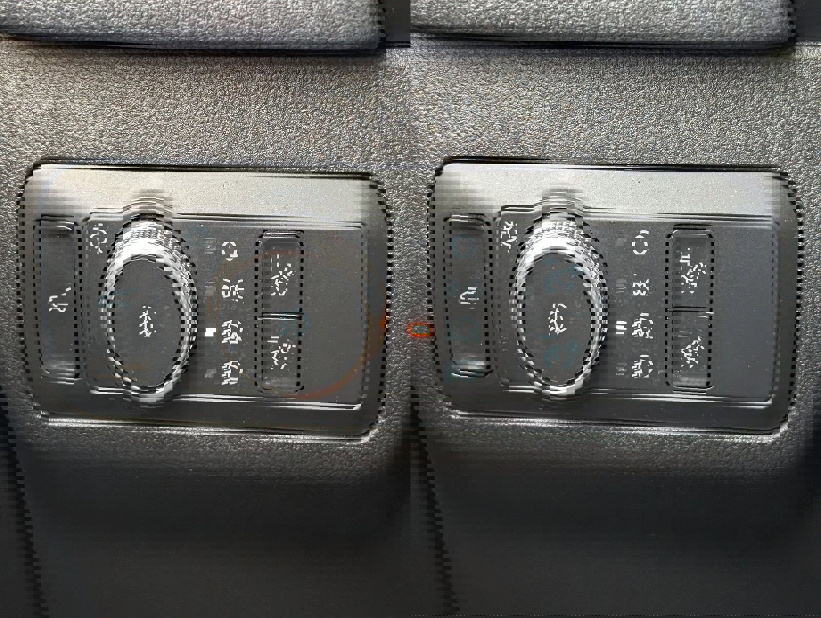 Used 2022 Ford Escape SEL w/ Technology Package image 24