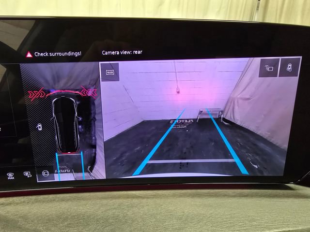 Certified 2025 Audi Q5 Premium Plus w/ Premium Plus image 24