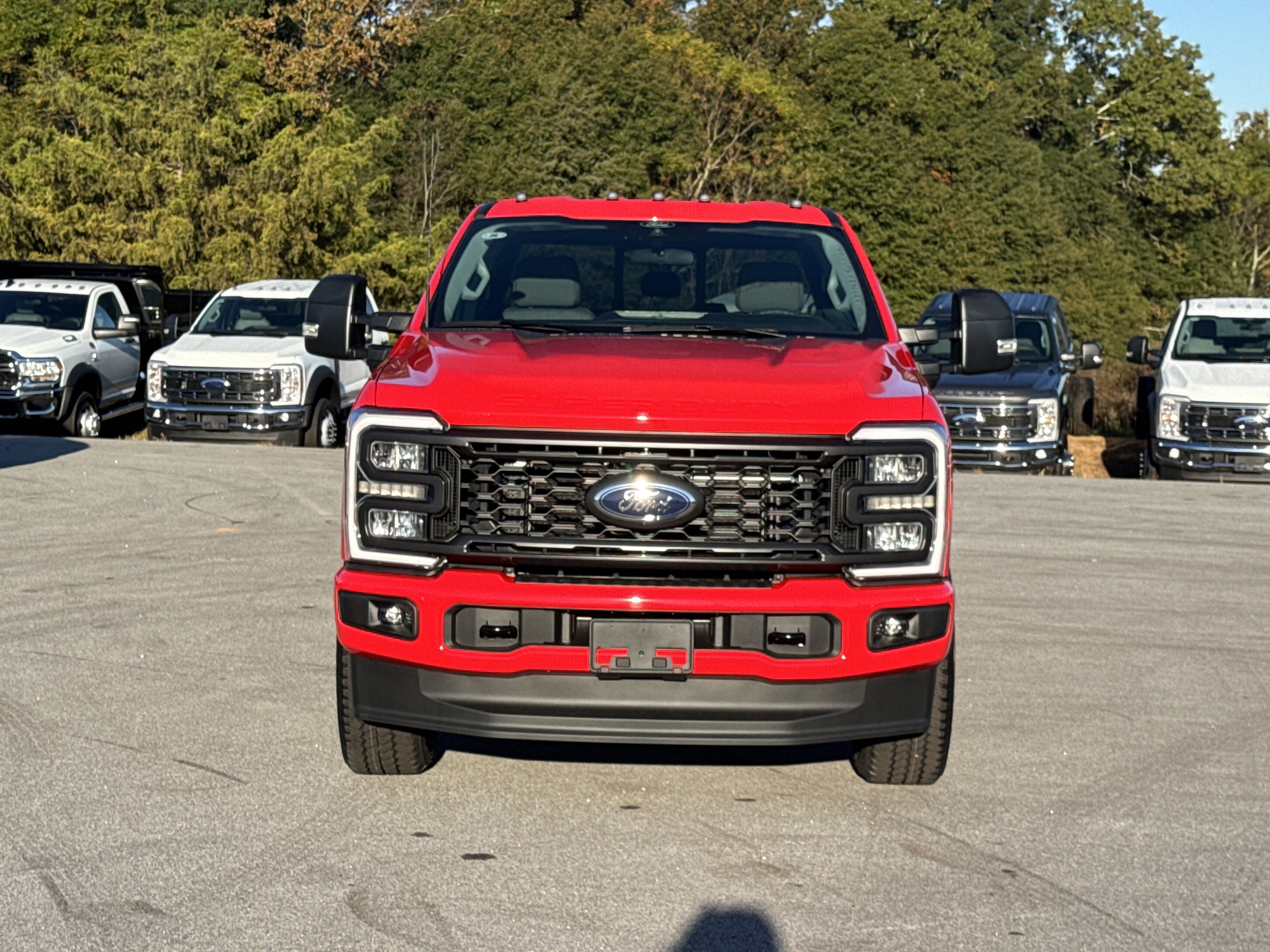 New 2026 Ford F250 4x4 Crew Cab Super Duty image 3