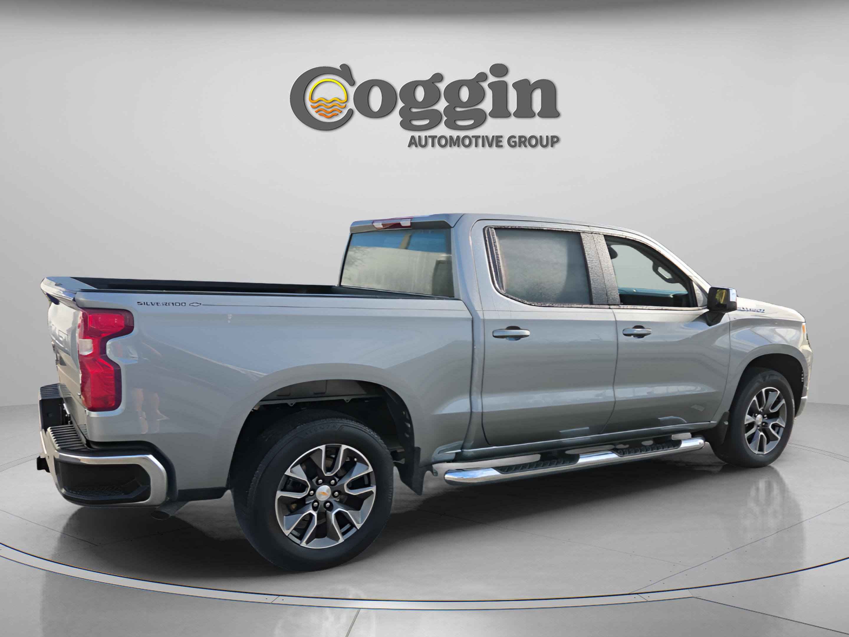 Used 2025 Chevrolet Silverado 1500 LT image 5