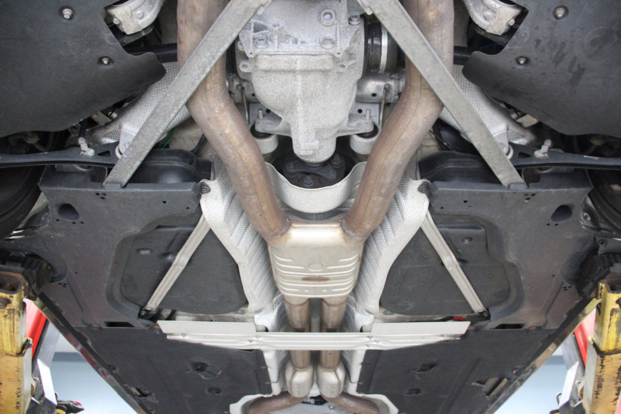 Used 2018 BMW M760i xDrive image 98