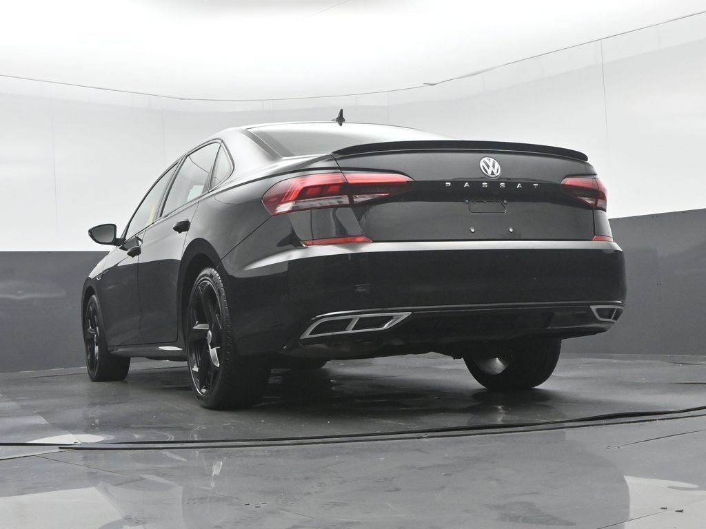 Used 2020 Volkswagen Passat 2.0T R-Line FWD image 57