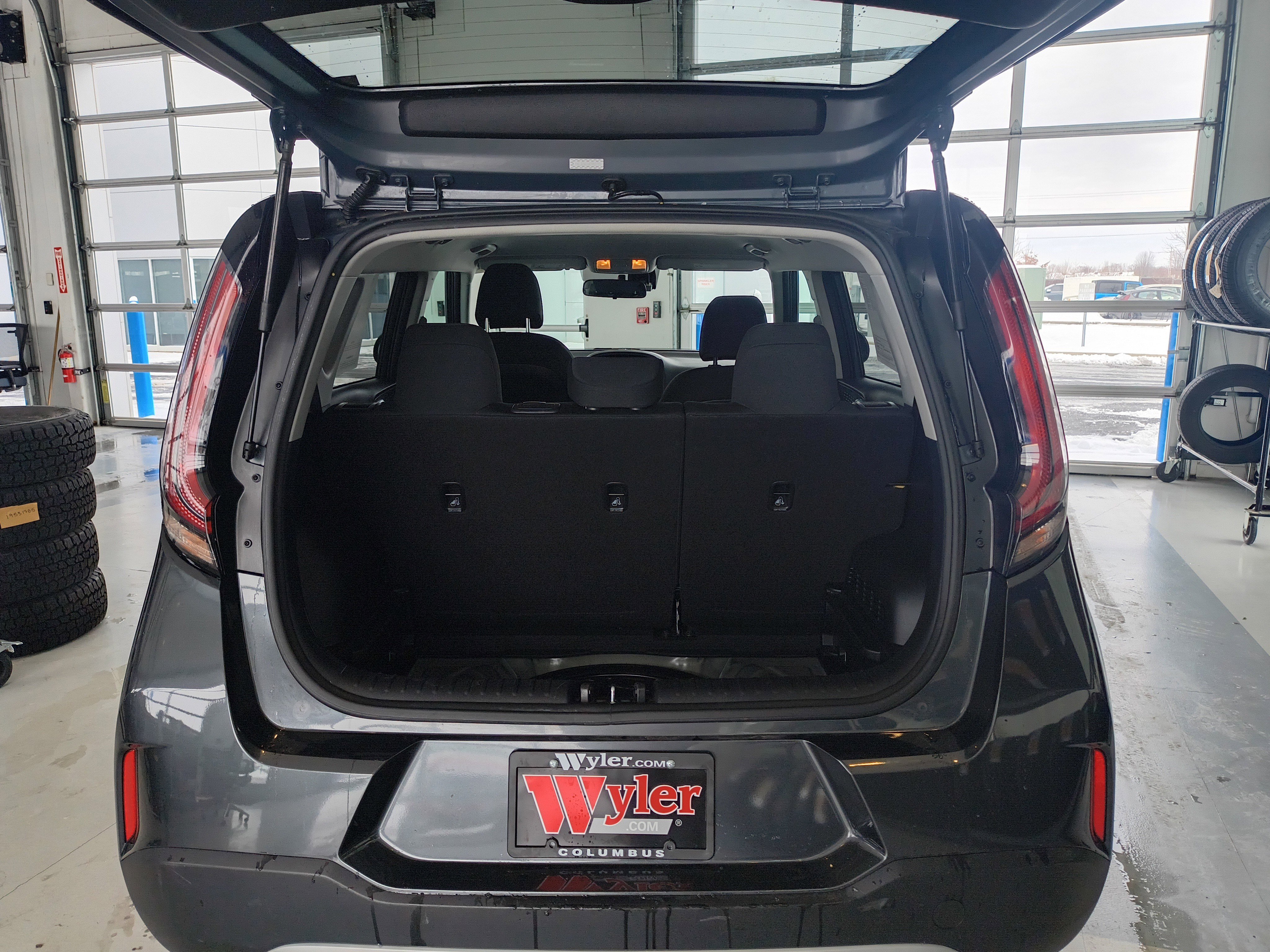 Used 2024 Kia Soul LX w/ Option Group 015 image 7