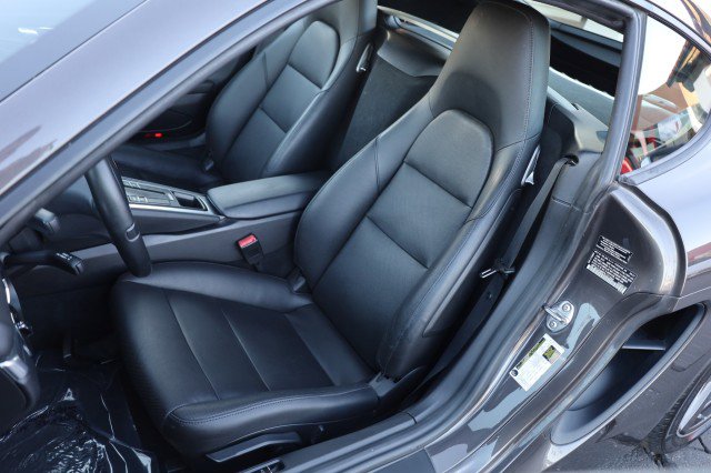 Used 2015 Porsche Cayman image 25