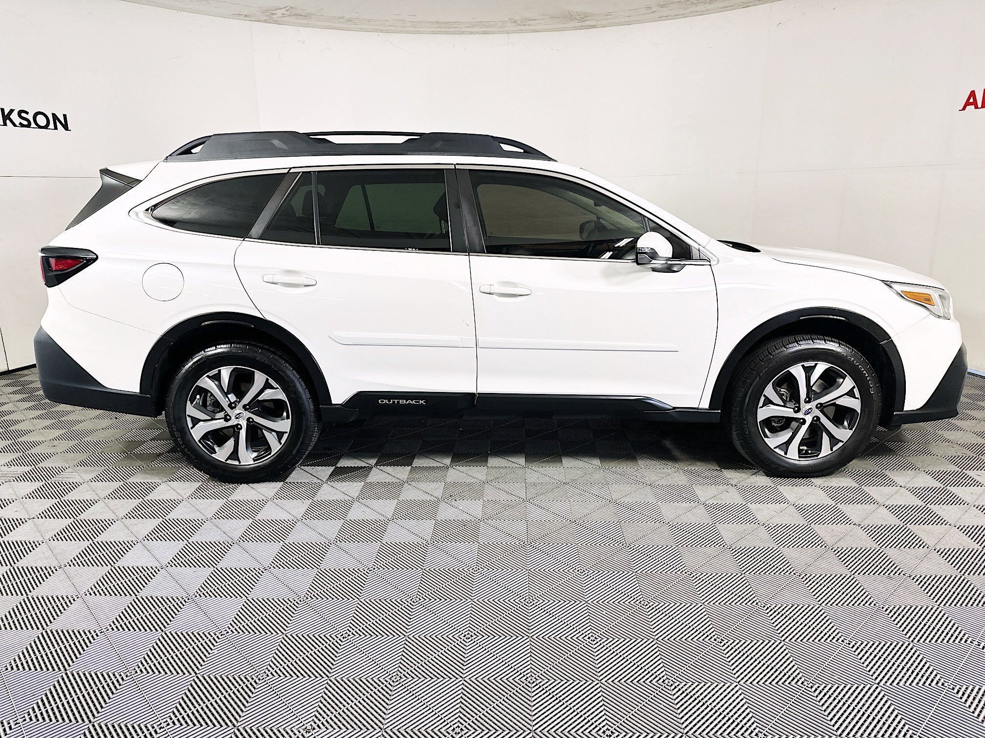 Used 2022 Subaru Outback Limited video 2