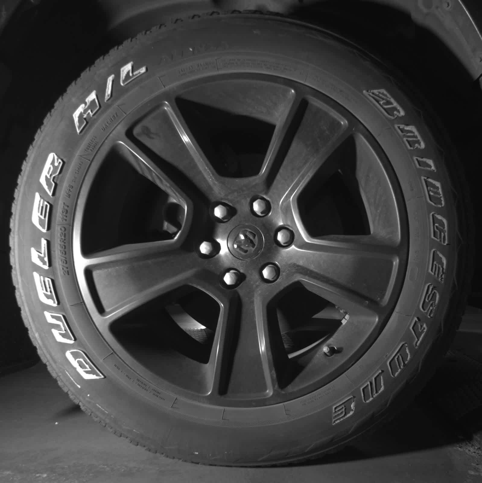 Used 2019 RAM 1500 Sport w/ Leather & Sound Group AWD/4WD image 11
