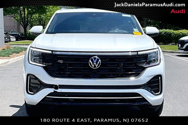 Used 2024 Volkswagen Atlas Cross Sport SEL Premium R-Line AWD/4WD image 3