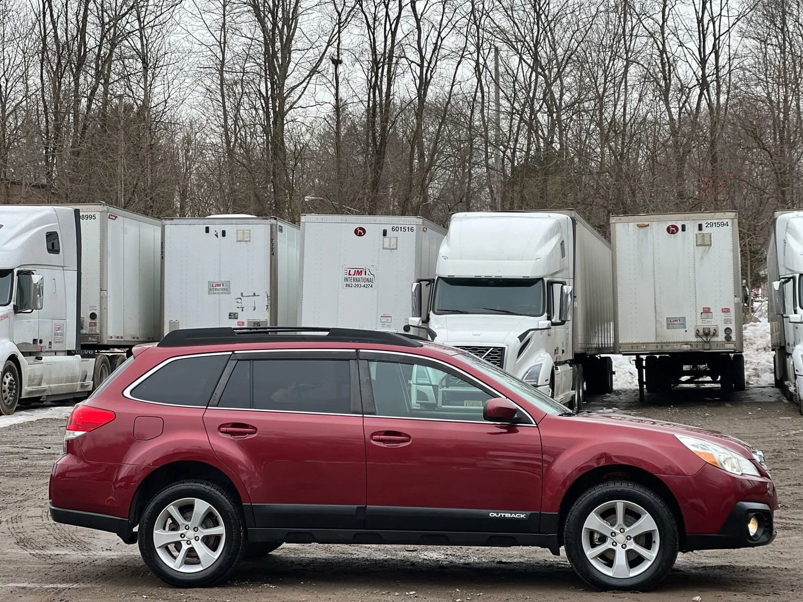 Used 2013 Subaru Outback 2.5i Premium w/ All-Weather Pkg AWD/4WD image 7