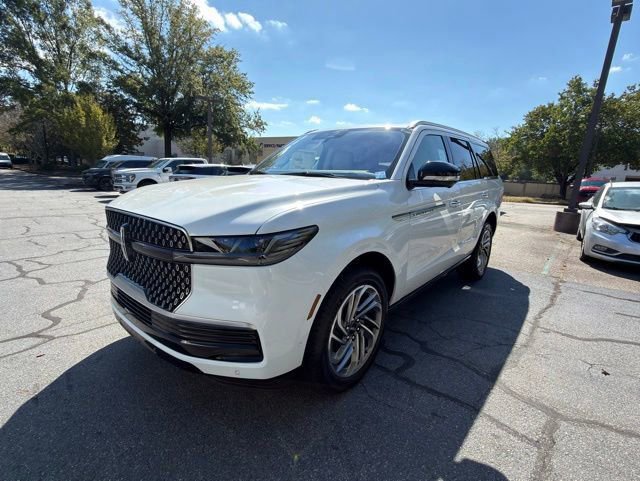 New 2025 Lincoln Navigator Reserve video 2