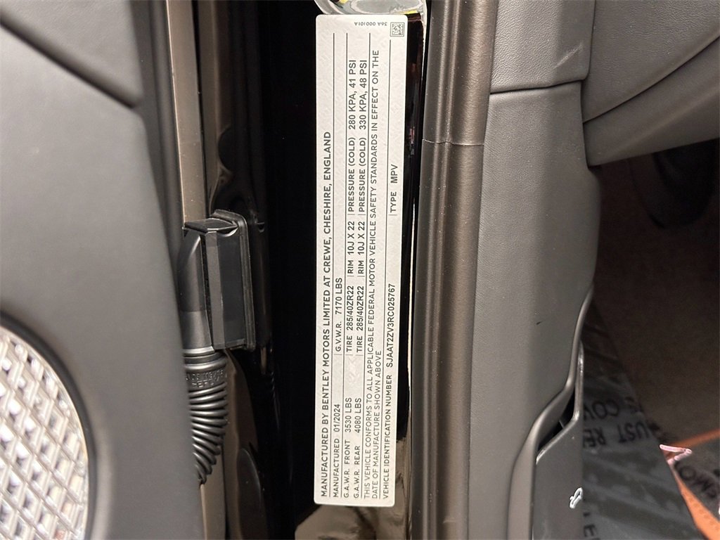 New 2024 Bentley Bentayga image 37