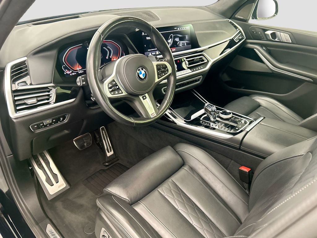 Used 2021 BMW X7 M50i w/ Dynamic Handling Package AWD/4WD image 9