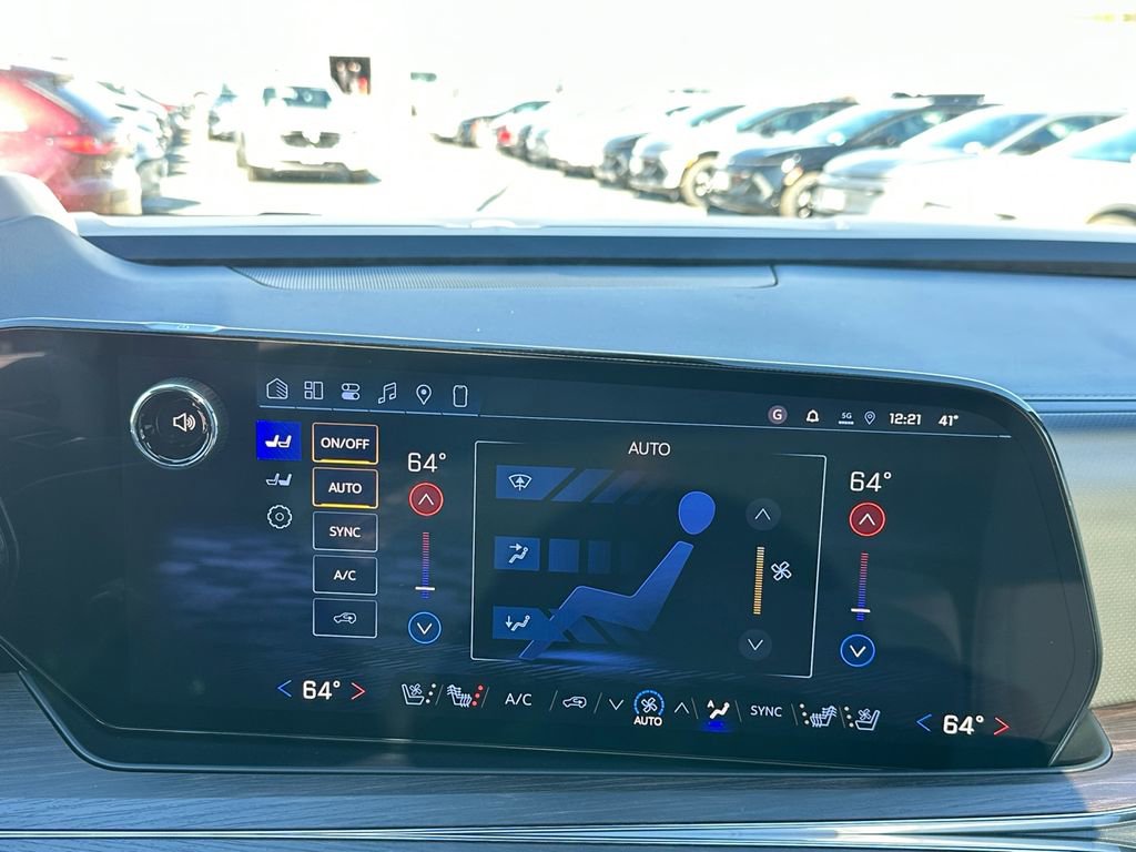 New 2026 Chevrolet Suburban Premier image 17