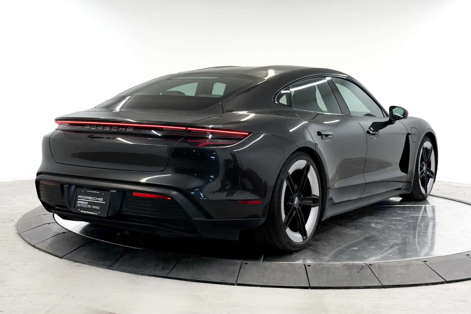 Certified 2025 Porsche Taycan 4S AWD/4WD image 9