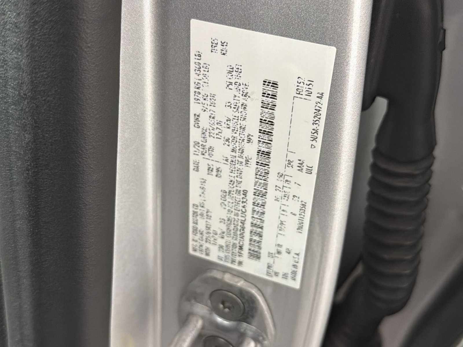 Used 2020 Ford Escape SE FWD image 28