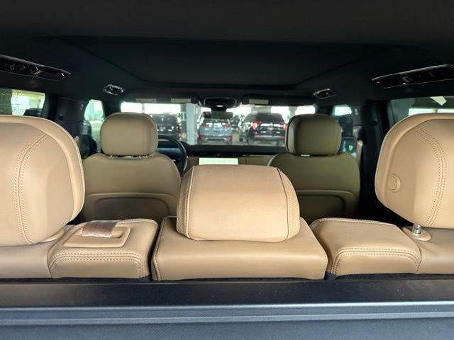 Used 2023 Land Rover Range Rover Sport SE AWD/4WD image 31