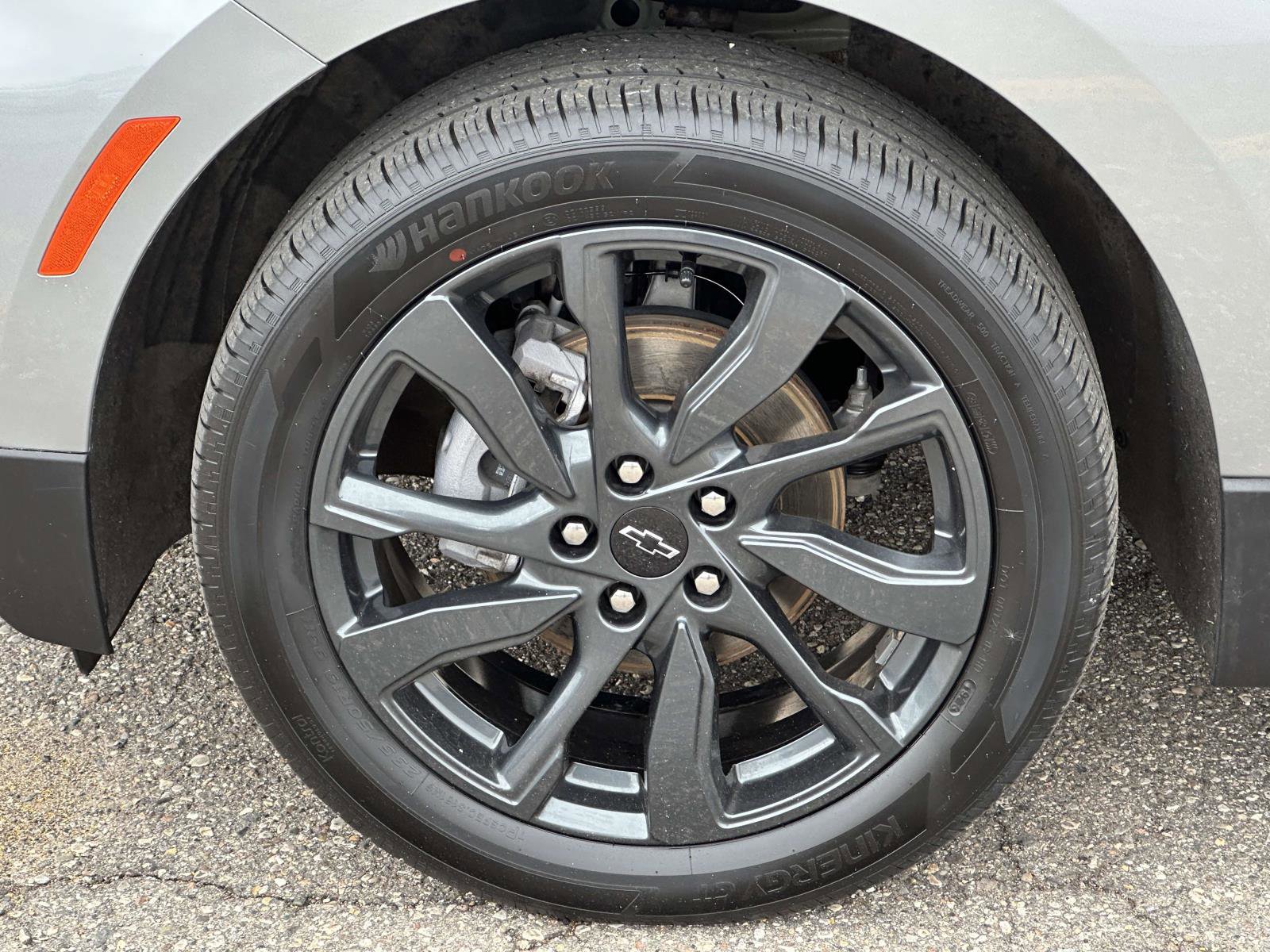 Certified 2024 Chevrolet Equinox RS w/ RS Leather Package image 9