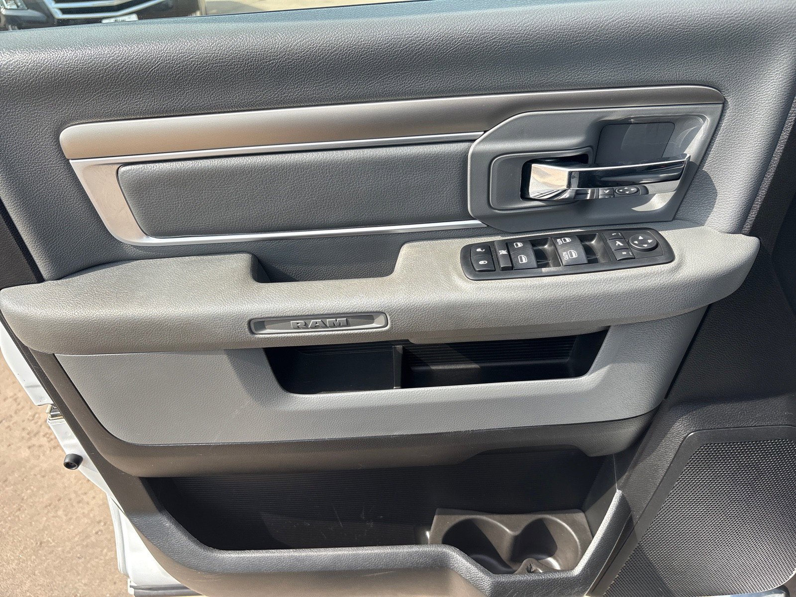 Used 2018 RAM 2500 Big Horn w/ Harvest Edition image 15