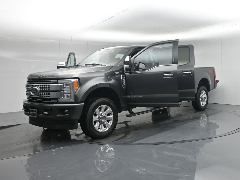 Certified 2018 Ford F350 Platinum w/ Platinum Ultimate Package image 43