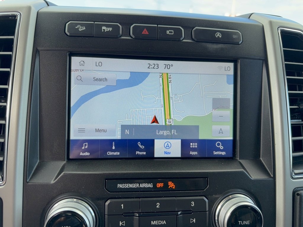 Certified 2019 Ford F150 Lariat w/ Equipment Group 502A Luxury image 16