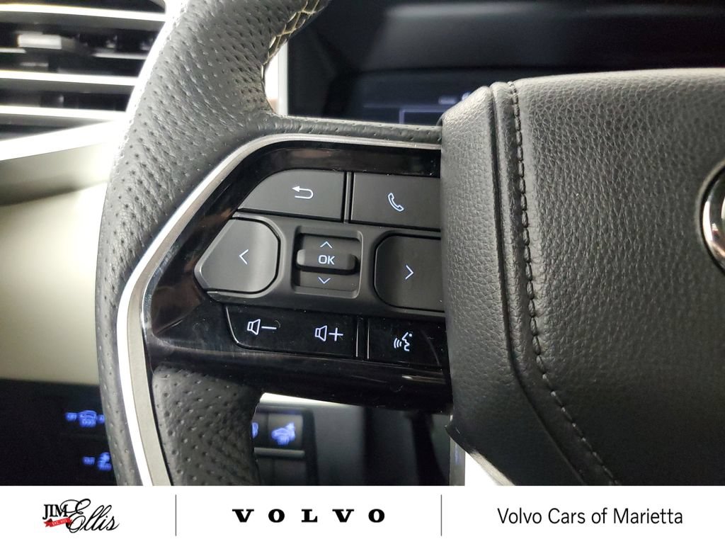 Used 2023 Toyota Sequoia Capstone AWD/4WD image 26