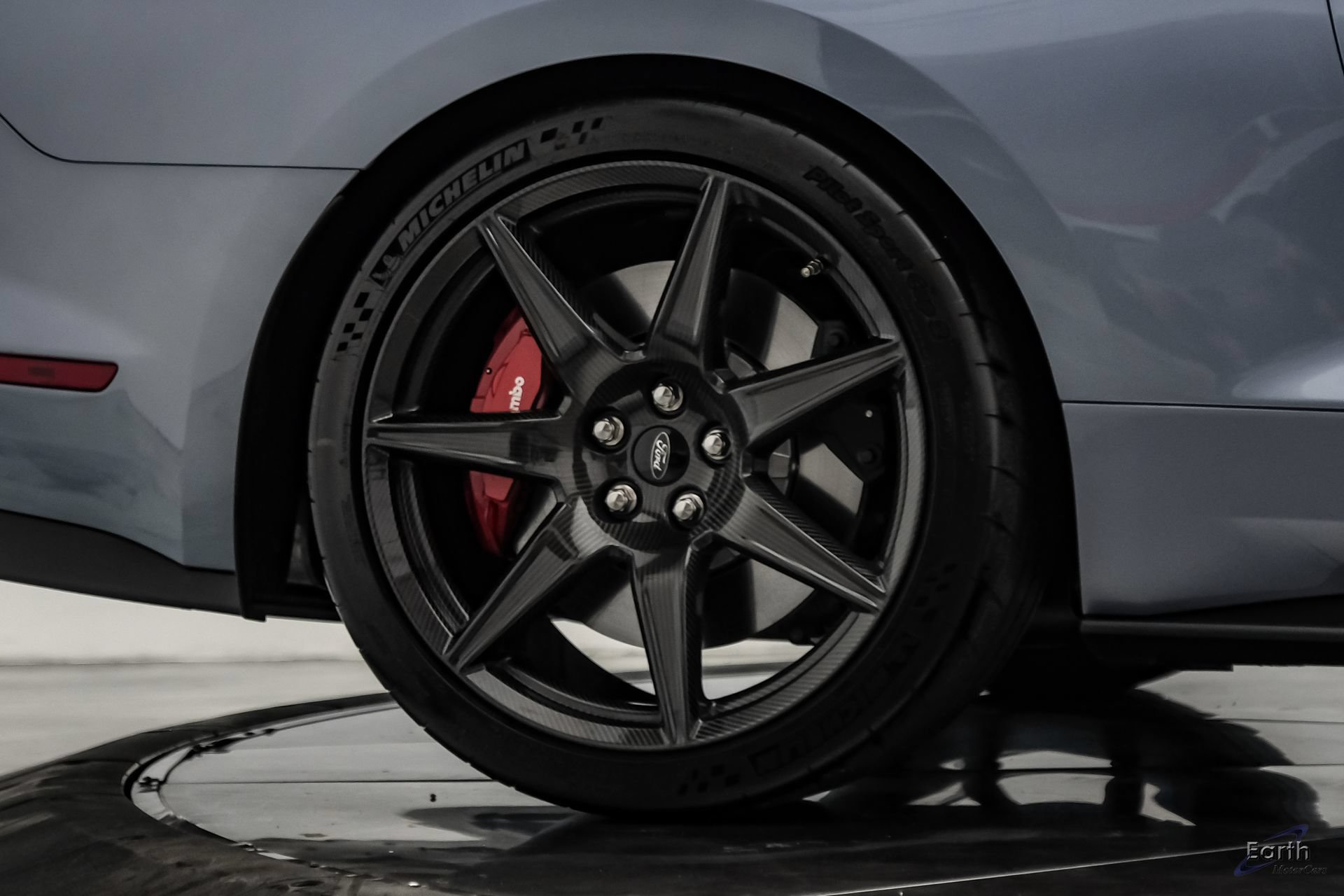 Used 2022 Ford Mustang Shelby GT500 w/ Carbon Fiber Track Pack RWD image 98