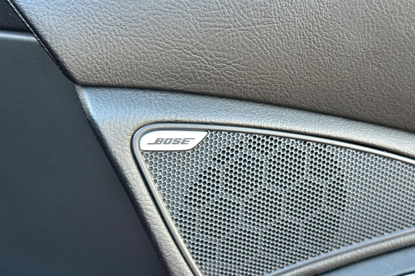 Used 2019 Chevrolet Corvette Grand Sport w/ Carbon Flash Badge Package image 42