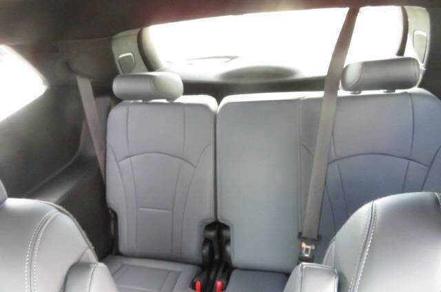 Used 2023 Buick Enclave Premium w/ Experience Buick Package image 13