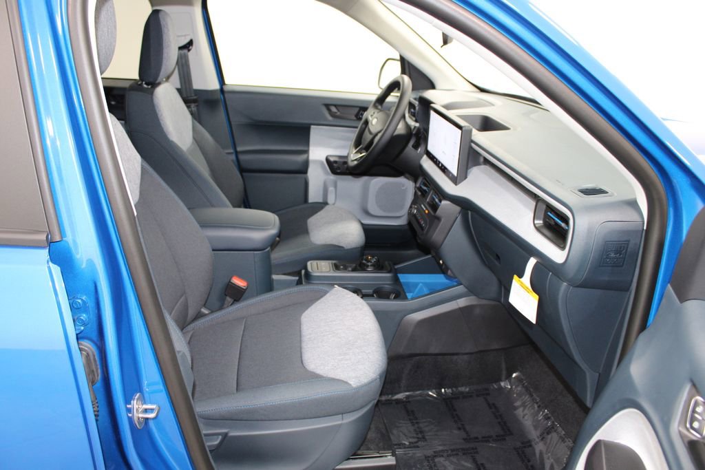 New 2026 Ford Maverick XLT image 25