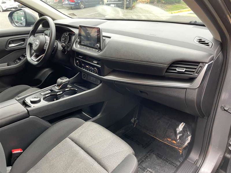 Used 2024 Nissan Rogue SV image 76