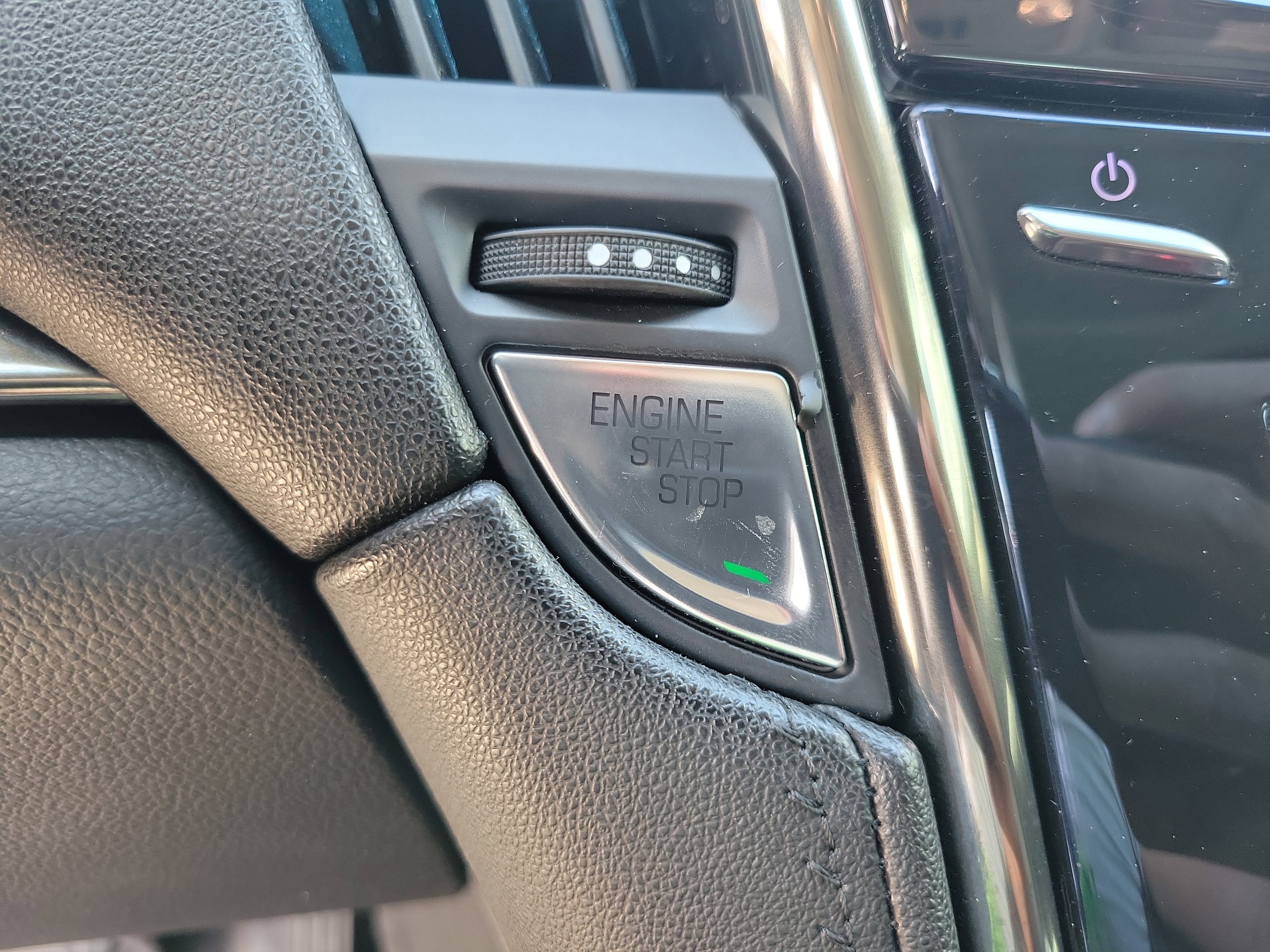 Used 2016 Cadillac ATS Luxury w/ Sun And Sound Package image 33