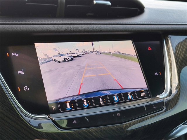 Used 2020 Cadillac XT6 Premium Luxury image 33