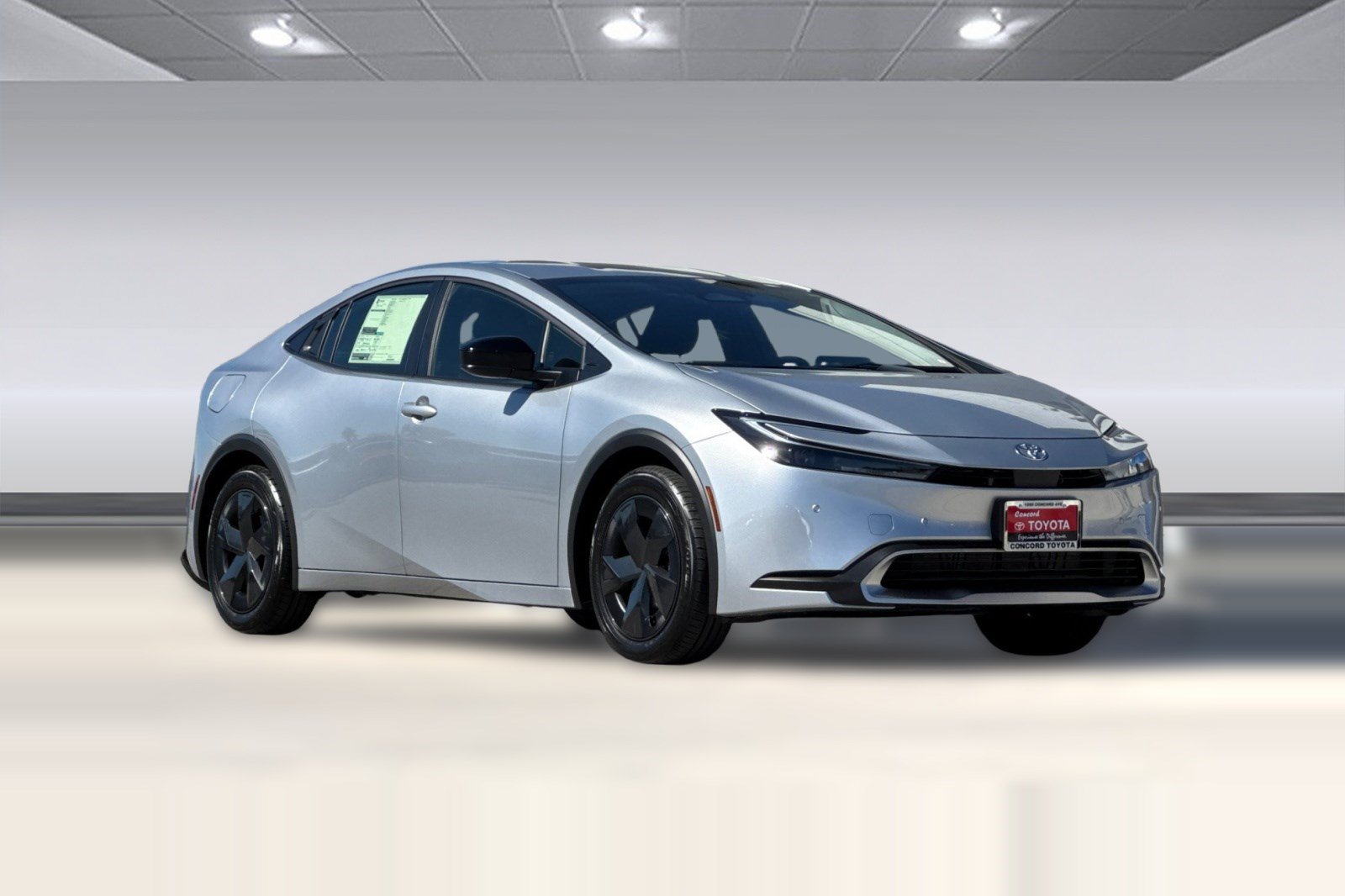New 2027 Toyota Prius Plug-In Hybrid FWD image 7