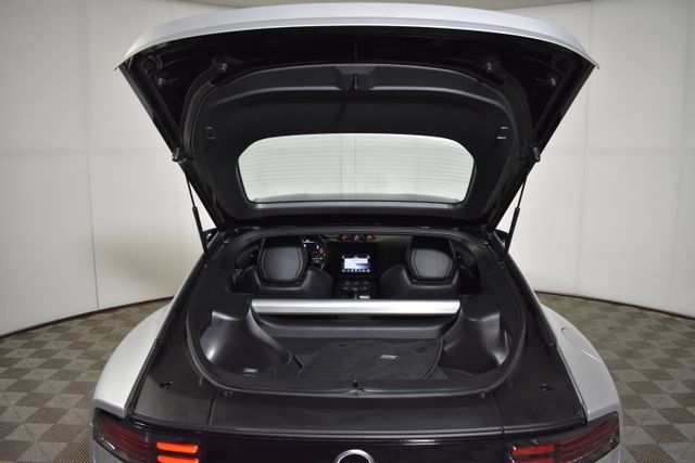 Certified 2024 Nissan Z Performance w/ Floor Mat Package RWD image 31