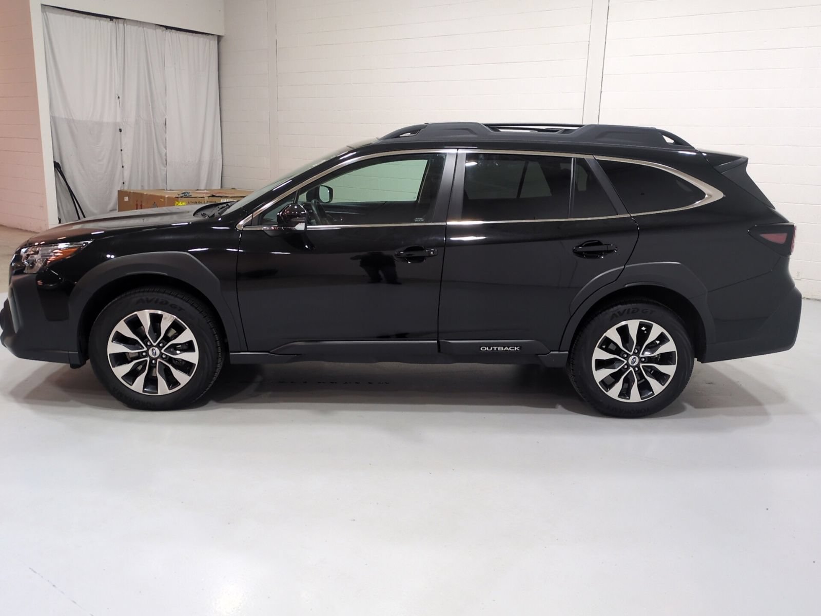 Certified 2024 Subaru Outback Limited AWD/4WD image 6