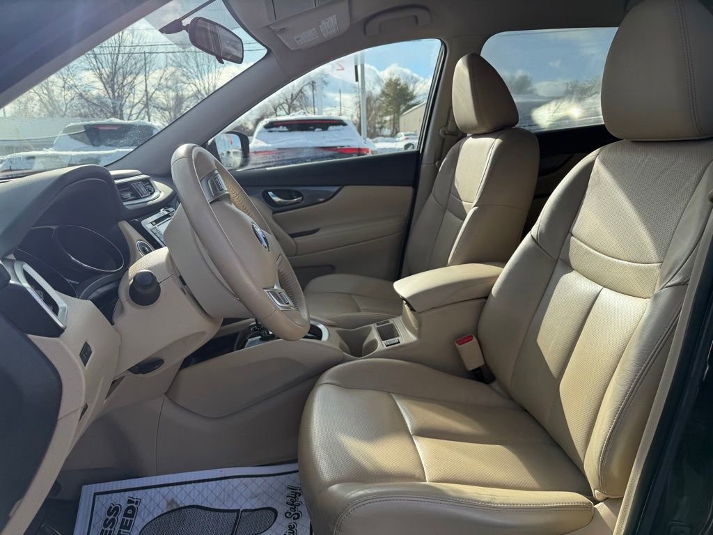 Used 2015 Nissan Rogue SL image 11