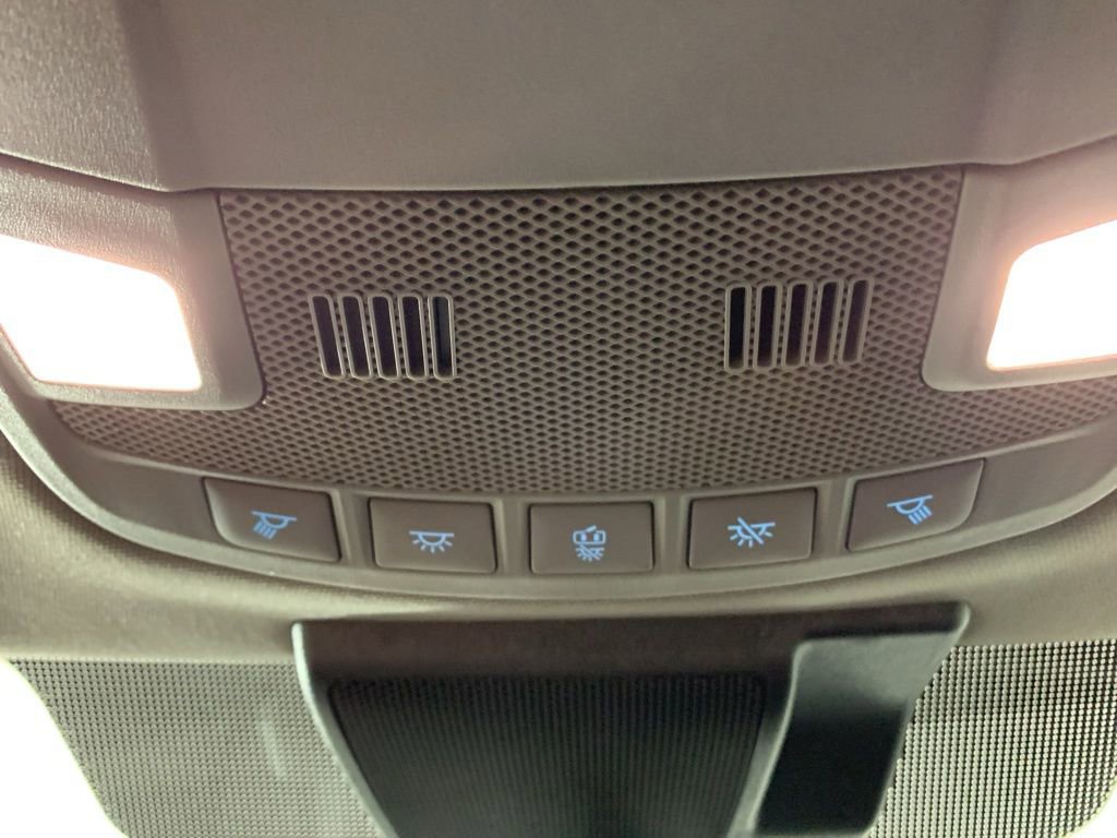 Used 2021 Ford F250 Lariat w/ Chrome Package image 23