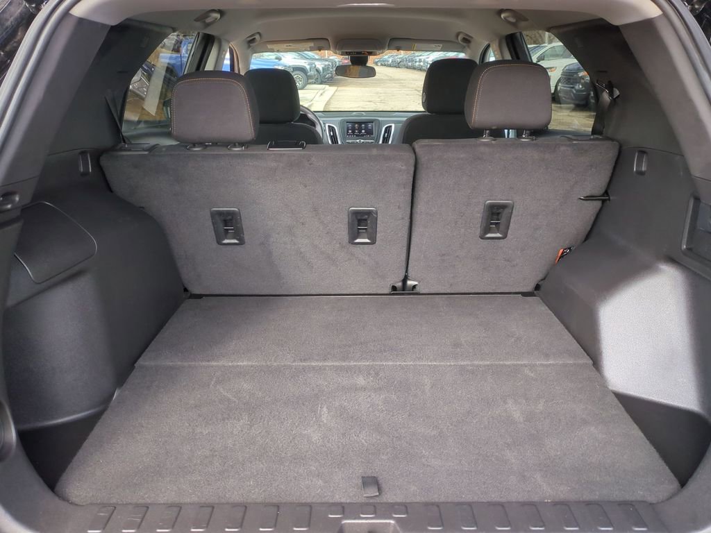Used 2023 Chevrolet Equinox LT image 29