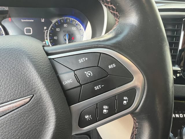 Used 2020 Chrysler Pacifica Touring-L Plus w/ Advanced Safetytec Group FWD image 19