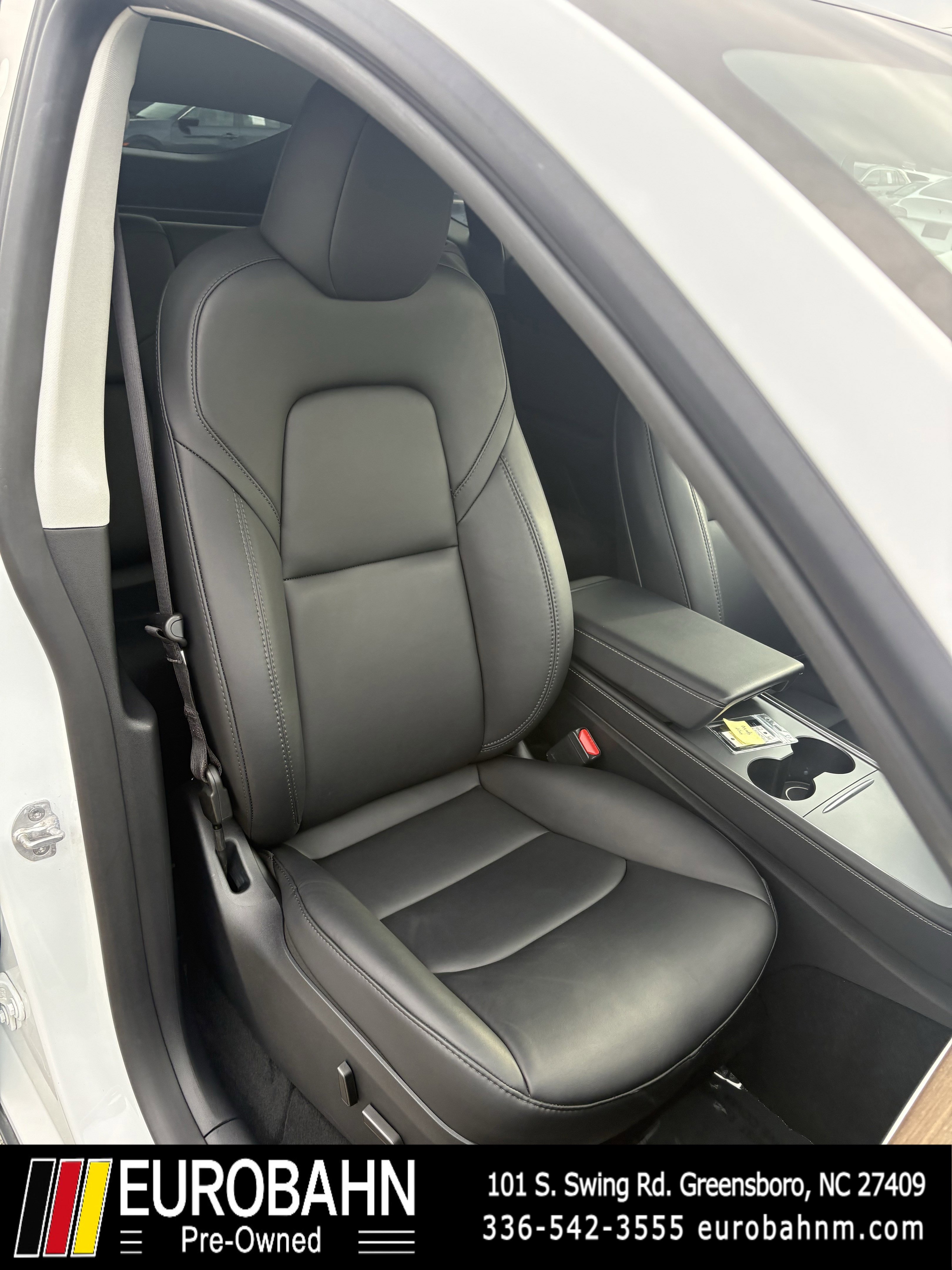 Used 2024 Tesla Model Y Performance image 12