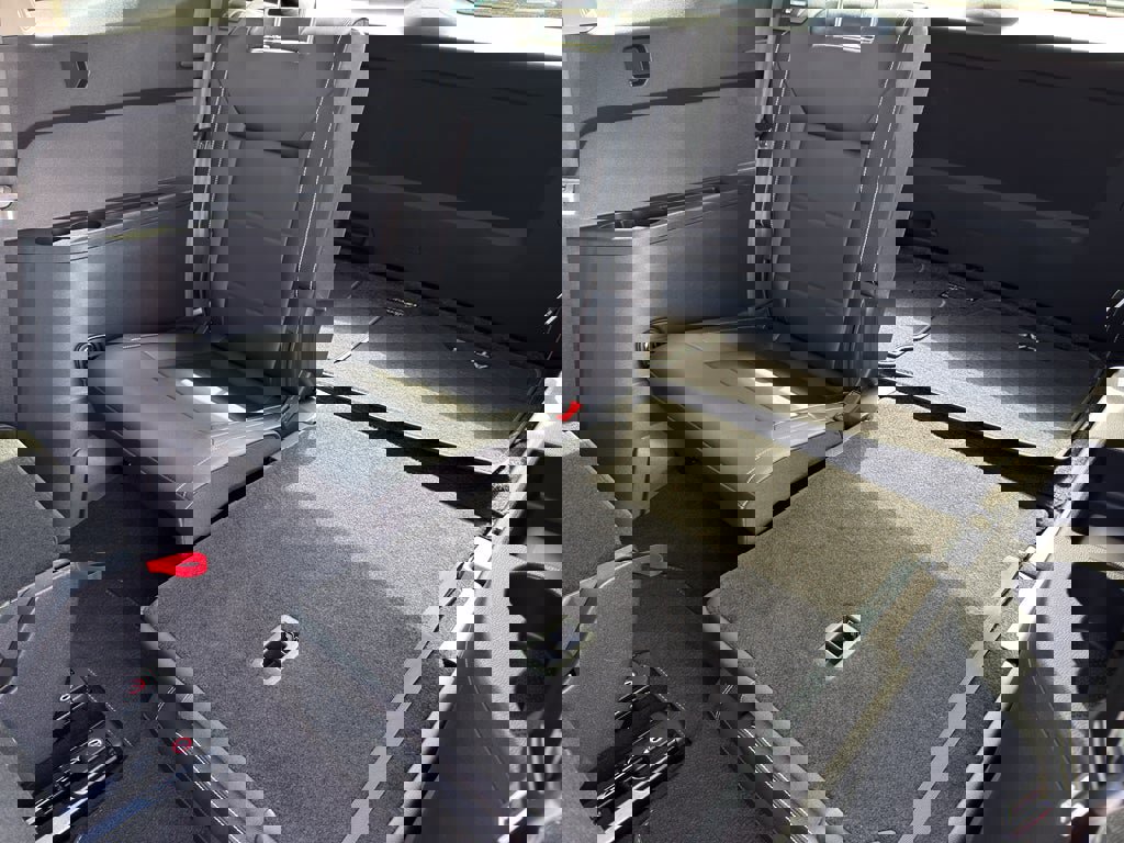 Used 2023 Volkswagen Atlas SE image 22