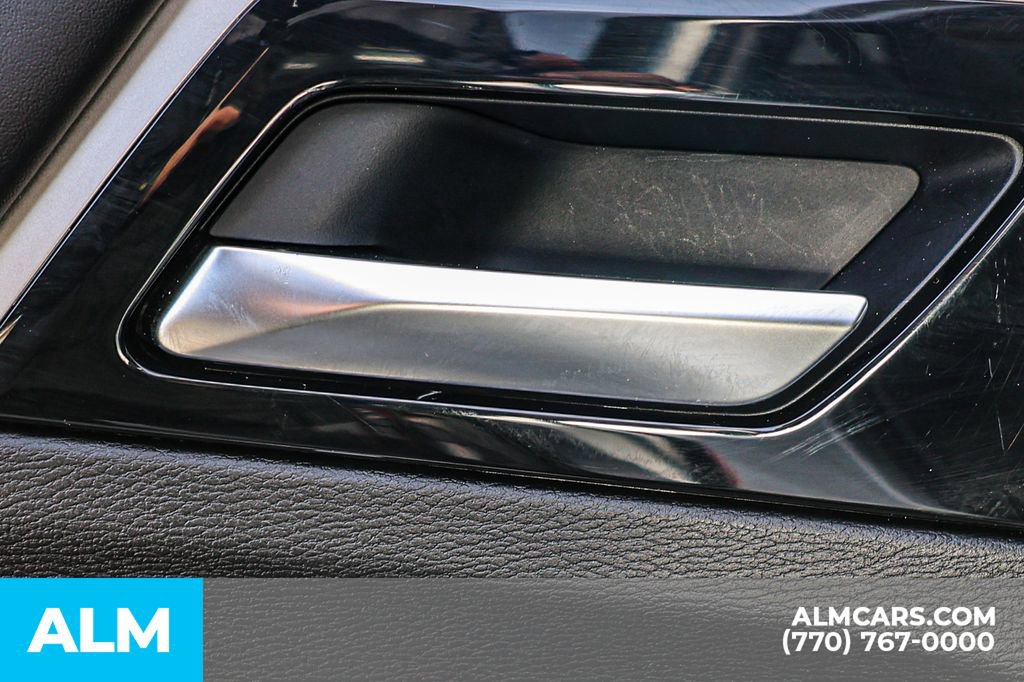 Used 2025 Mitsubishi Outlander SE image 58