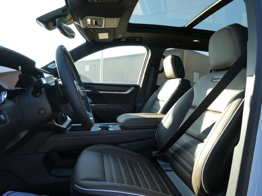 New 2027 GMC Acadia Denali Ultimate AWD/4WD image 16