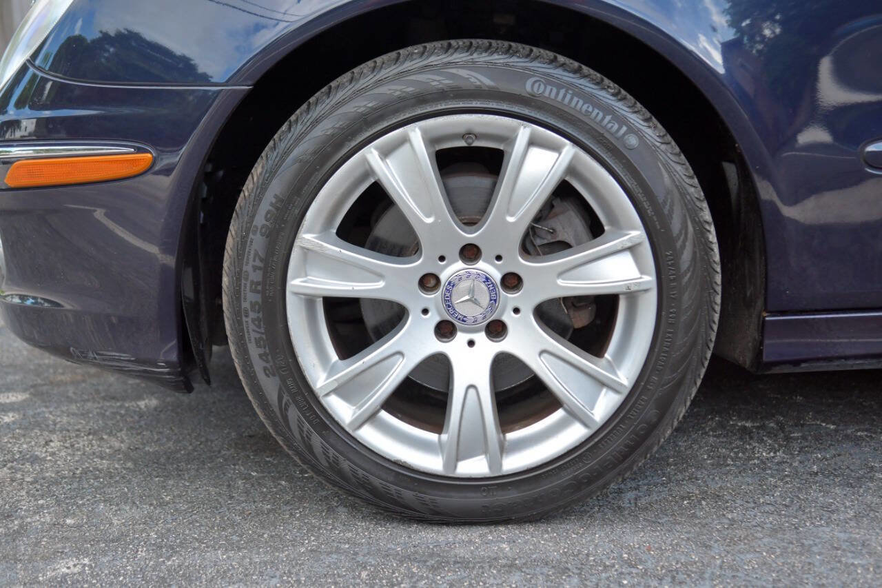 Used 2009 Mercedes-Benz E 350 4MATIC Wagon image 12