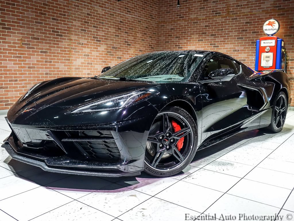 Used 2020 Chevrolet Corvette Stingray Preferred Cpe w/ 2LT Preferred Equipment Group RWD image 2