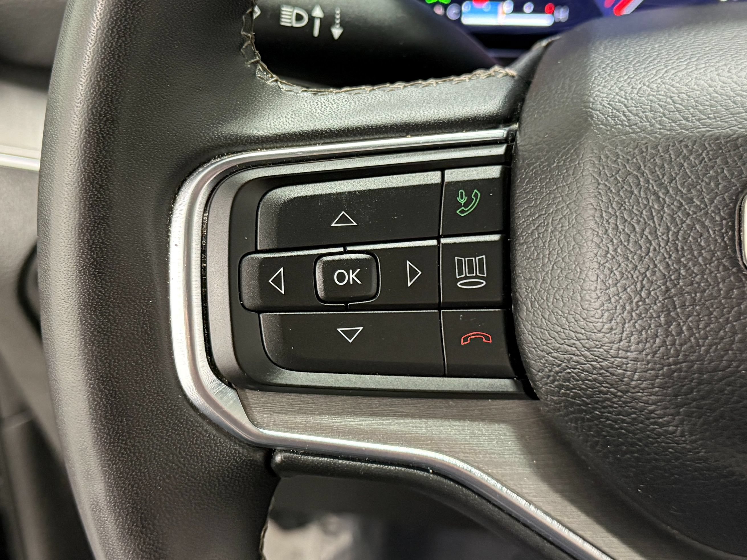 Used 2024 Jeep Wagoneer Series II AWD/4WD image 19