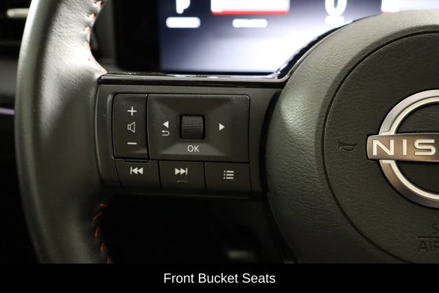 Used 2025 Nissan Kicks SR FWD image 8